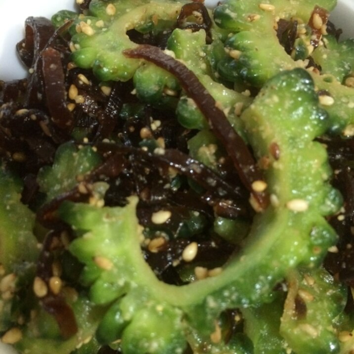 ゴーヤーとしそ昆布のごま和え レシピ 作り方 By りぽひめ 楽天レシピ